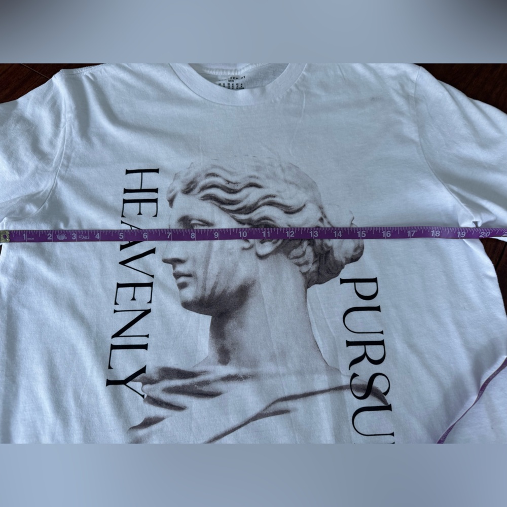 Forever 21 White 'Heavenly Pursuits' Cotton Graphic Tee - Size M - Picture 6 of 7